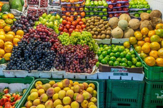 ΑΑΔΕ: Νέοι κανόνες για τις λαϊκές αγορές και τα ελαιοτριβεία με το ψηφιακό δελτίο αποστολής