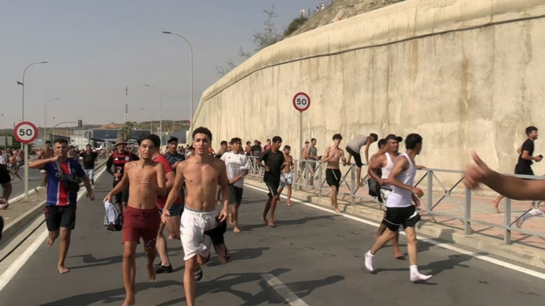 Ισπανία: Κάτοικοι παίρνουν την κατάσταση στα χέρια τους – Ένταση με μετανάστες στους δρόμους